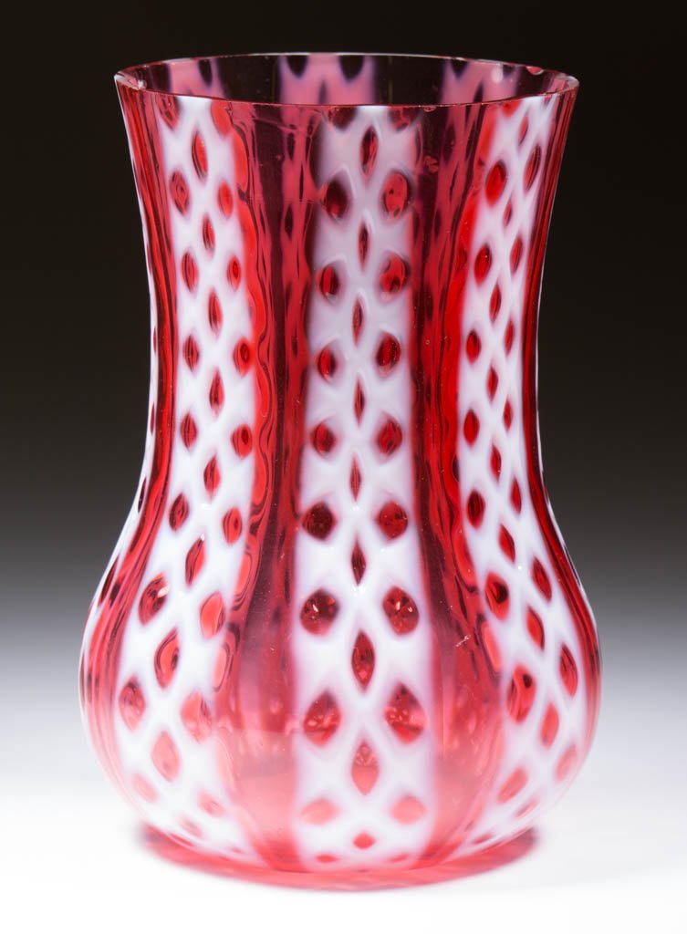 CRISS-CROSS CELERY VASE (1 of 1)