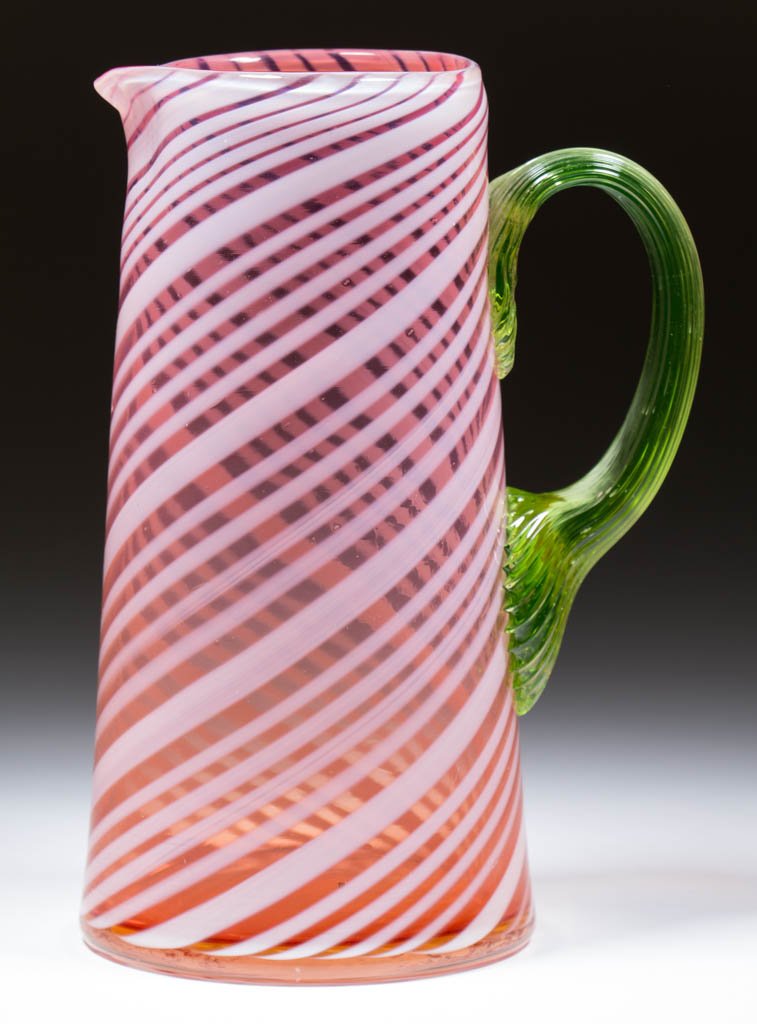 OPALESCENT SWIRL TANKARD (1 of 1)