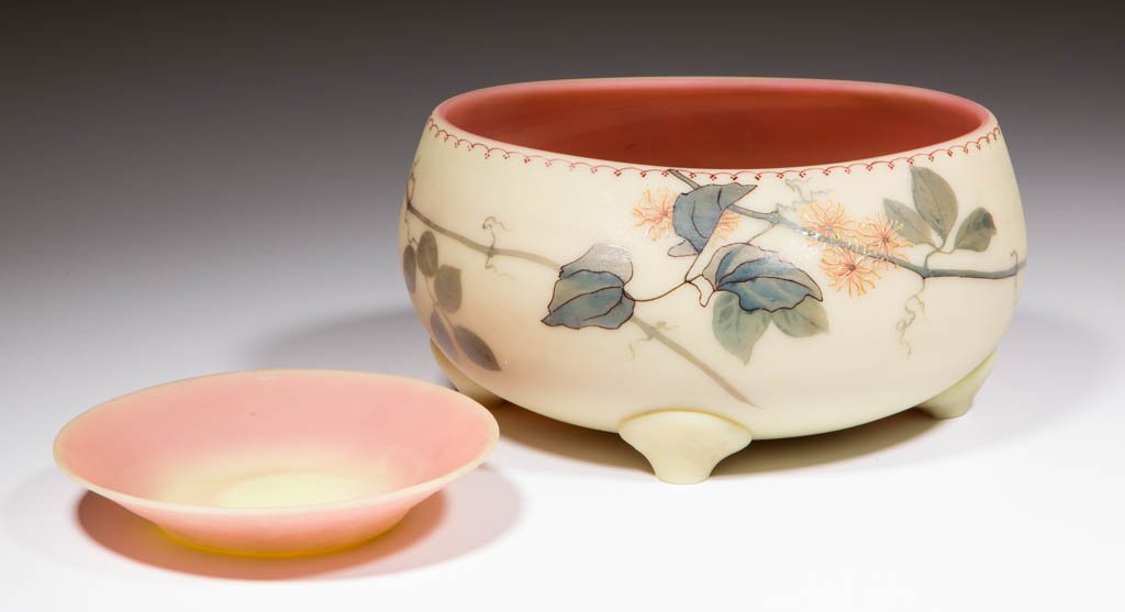 WEBB BURMESE FOOTED BOWL (1 of 1)