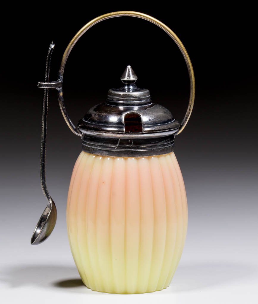 MT. WASHINGTON BURMESE RIBBED - BARREL MUSTARD POT (1 of 1)