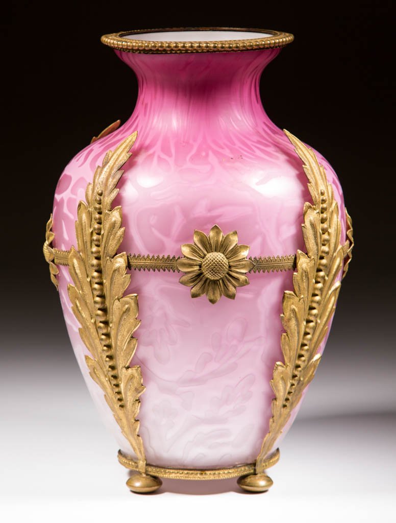UNIDENTIFIED FLORAL AIR-TRAP MOTHER-OF-PEARL VASE (1 of 1)