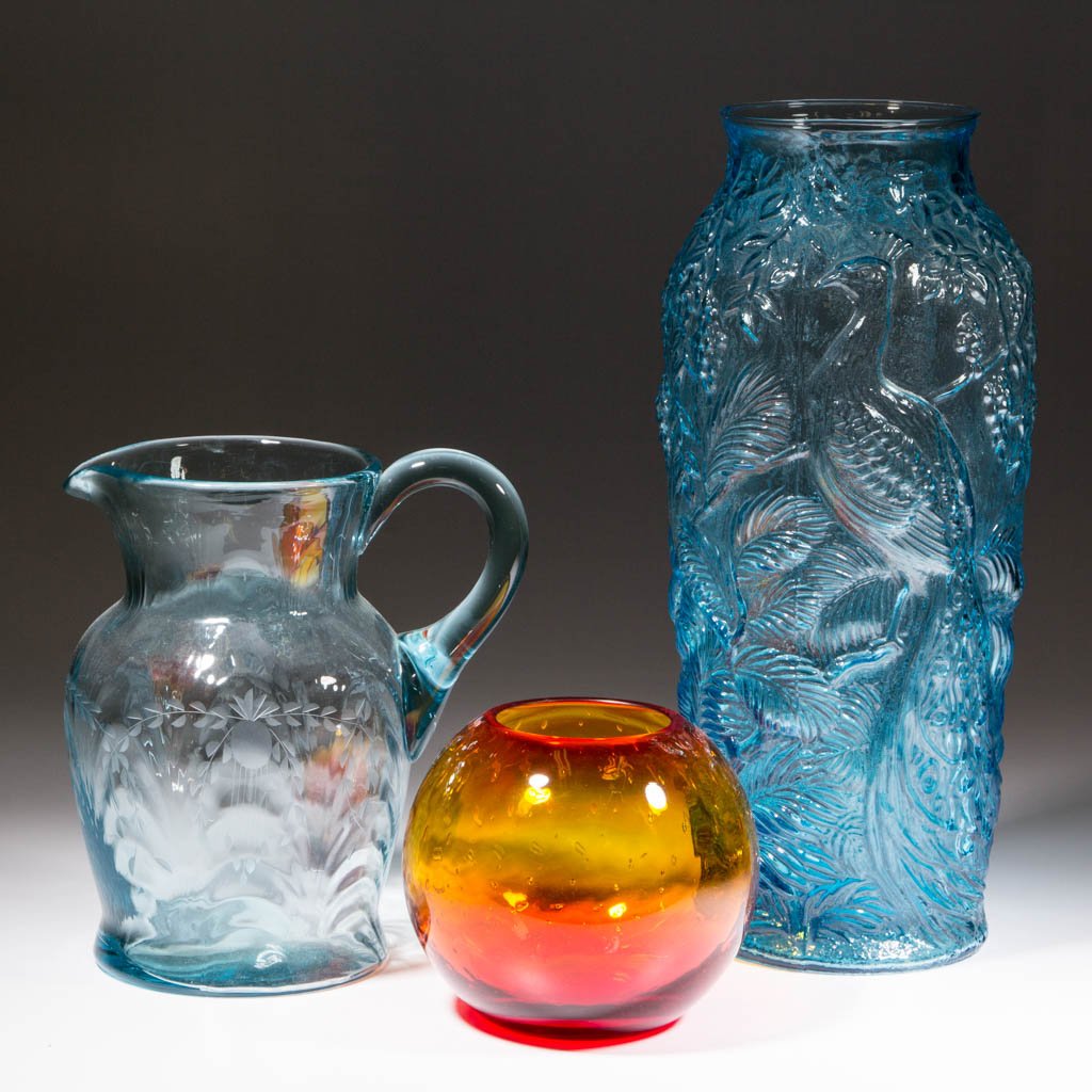 ASSORTED ART GLASS ARTICLES, LOT OF THREE (1 of 1)