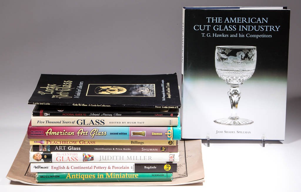 MISCELLANEOUS GLASS REFERENCE VOLUMES, LOT OF 13 (1 of 1)