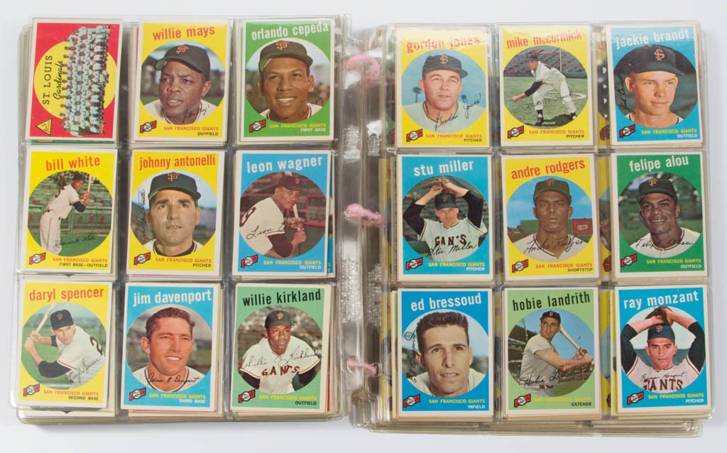 1959 TOPPS BASEBALL CARDS NEAR SET OF 514 (1 of 2)