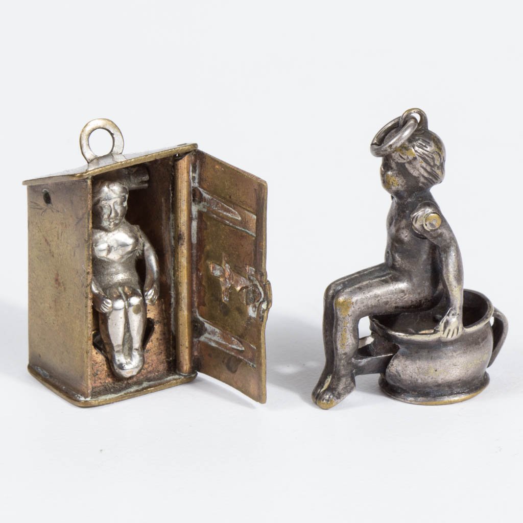 FIGURAL CHAMBER POT / OUTHOUSE CIGAR CUTTERS, LOT OF (1 of 1)