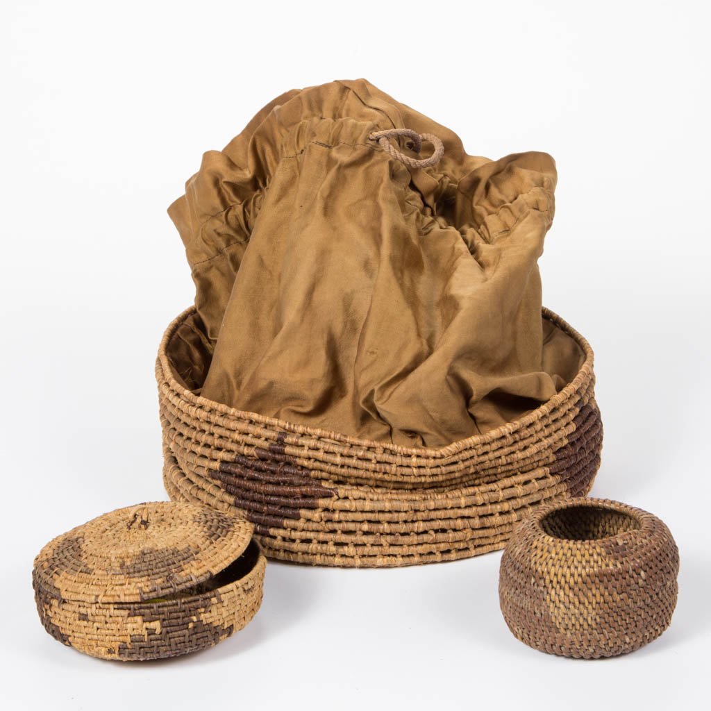 NATIVE AMERICAN COILED BASKETS, LOT OF THREE (1 of 4)