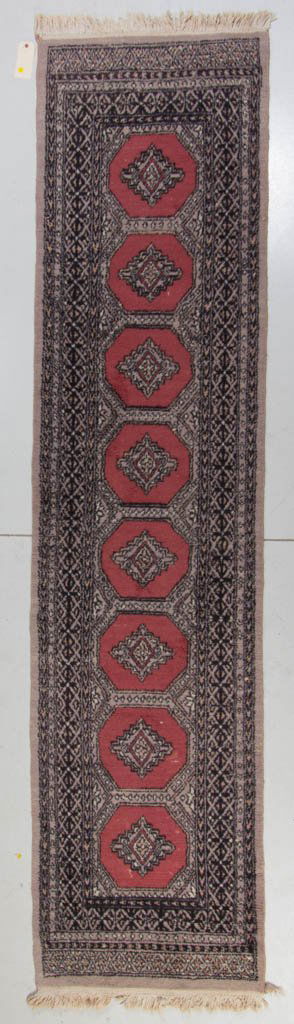 PERSIAN STYLE RUNNER RUG (1 of 3)