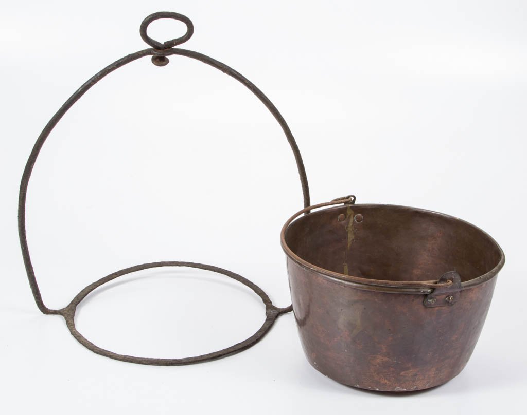 COPPER AND WROUGHT-IRON HEARTH ARTICLES, LOT OF TWO (1 of 1)