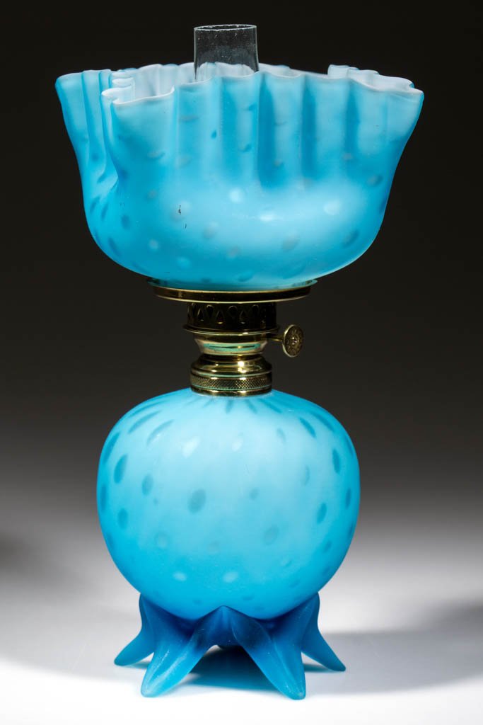 RAINDROP AIR-TRAP MOTHER-OF-PEARL SATIN MINIATURE LAMP (1 of 1)