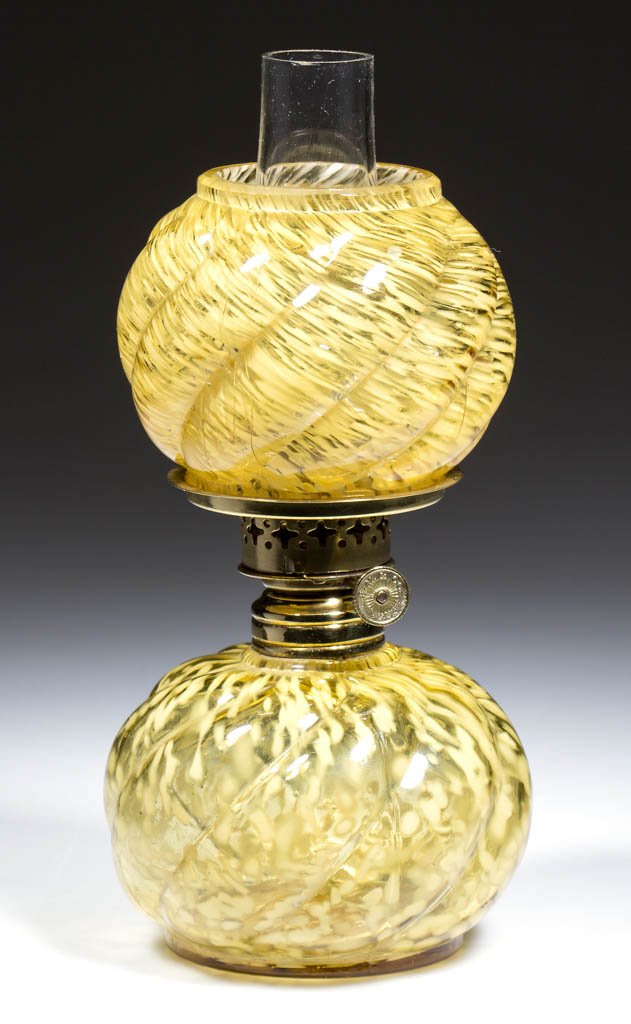 PARIAN SWIRL MINIATURE LAMP (1 of 1)