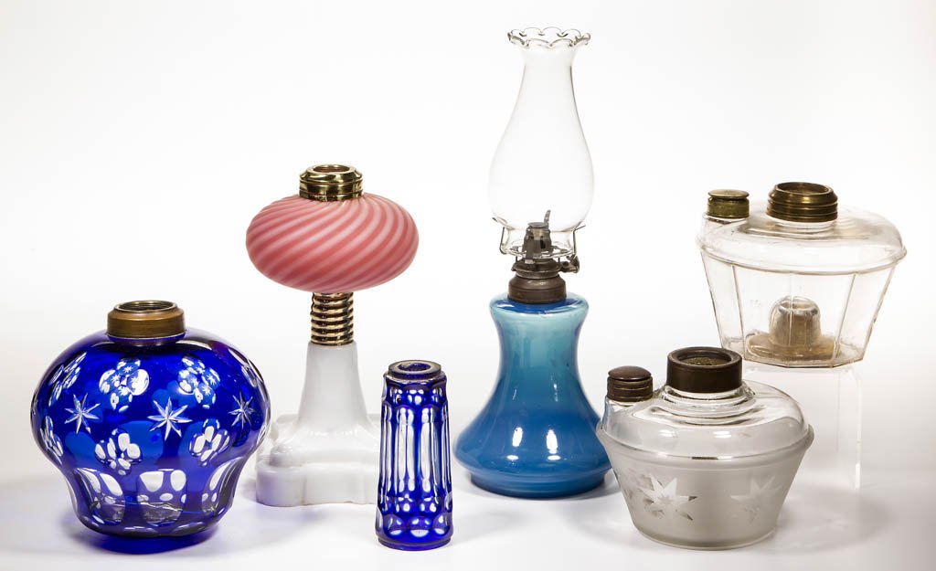 ASSORTED GLASS KEROSENE LIGHTING ARTICLES, LOT OF SIX (1 of 1)