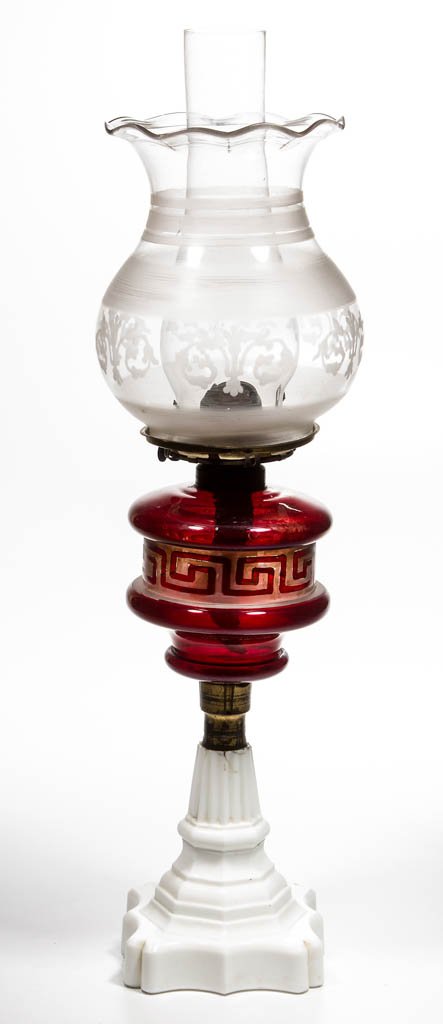 HOBBS BANDED FONT KEROSENE STAND LAMP (1 of 1)