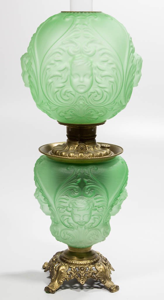 CONSOLIDATED CHERUB / BABY FACE KEROSENE PARLOR LAMP (1 of 1)