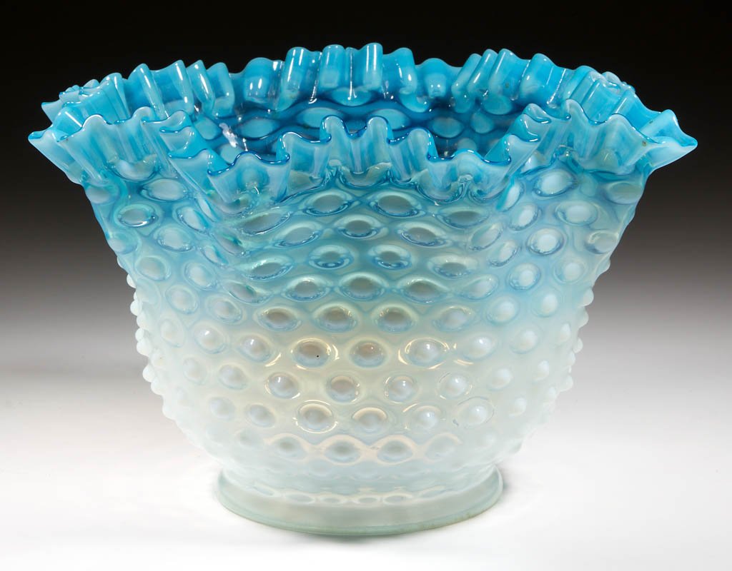 HOBNAIL OPALESCENT LAMP SHADE (1 of 1)