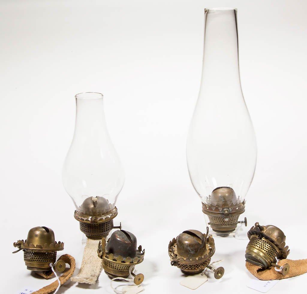 ASSORTED MANUFACTURERS NO. 2 LIP BURNERS AND CHIMNEYS, (1 of 1)