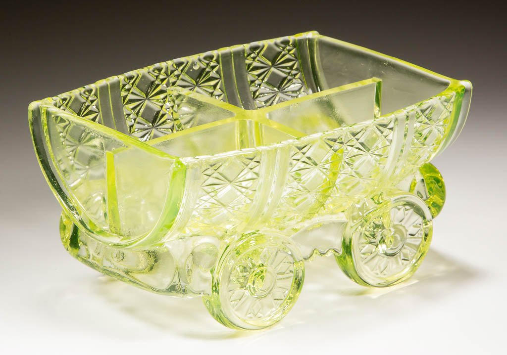 PRESSED DIAMOND PATTERN WAGON DISH (1 of 1)