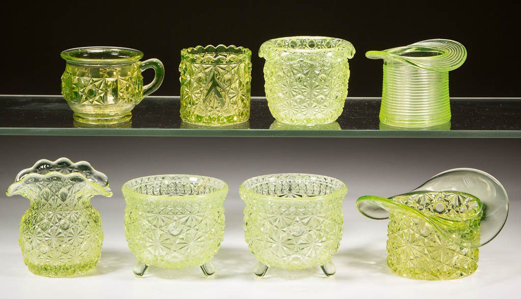 ASSORTED NOVELTY ARTICLES, LOT OF EIGHT (1 of 1)