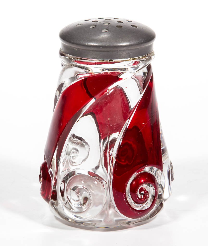 DUNCAN NO. 360 / SNAIL - RUBY-STAINED SUGAR SHAKER (1 of 1)