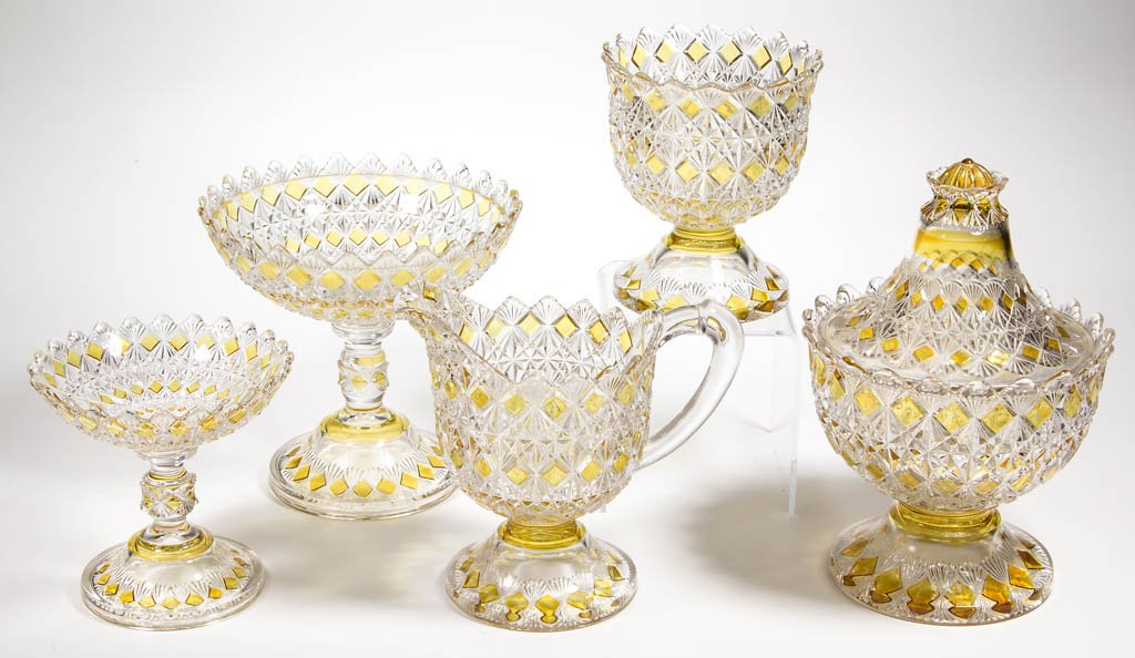 FINECUT AND BLOCK - AMBER-STAINED TABLE ARTICLES, LOT (1 of 1)