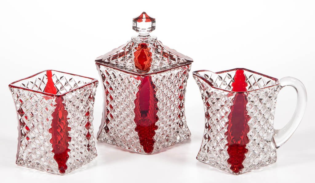 FOSTORIA'S LORRAINE / FLAT DIAMOND BOX - RUBY-STAINED (1 of 1)