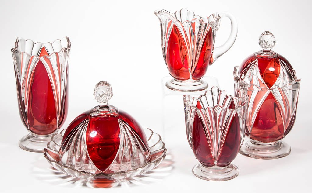 MILLARD - RUBY-STAINED FIVE-PIECE TABLE SET (1 of 1)