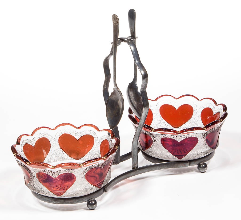 NEW MARTINSVILLE NO. 724 / HEART IN SAND - RUBY-STAINED (1 of 1)