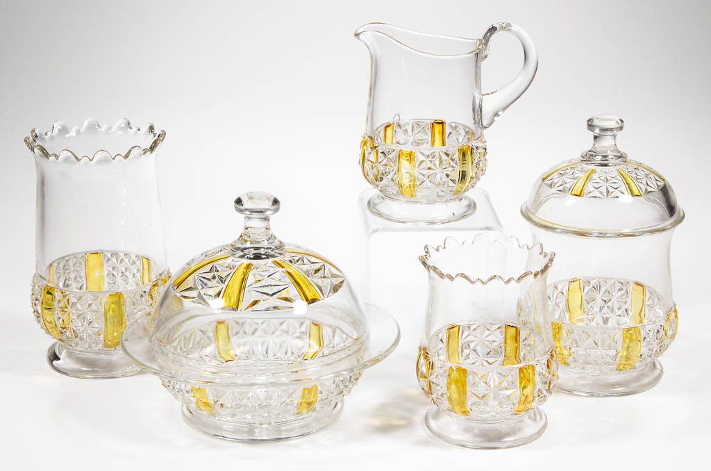 SIX PANEL FINECUT - AMBER-STAINED FIVE-PIECE TABLE SET (1 of 1)