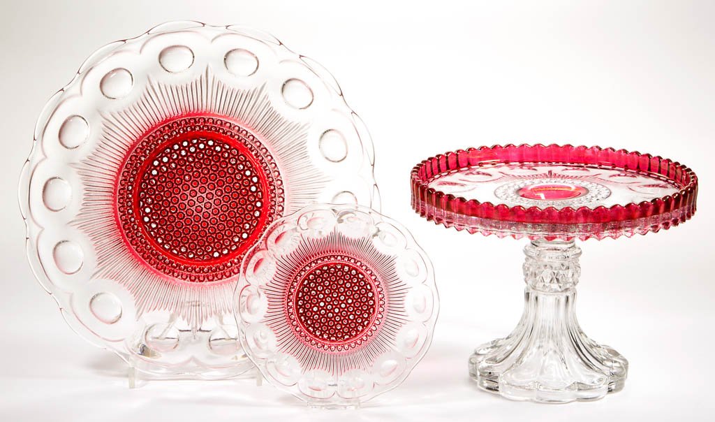 MANHATTAN - MAIDEN'S BLUSH-STAINED ARTICLES, LOT OF (1 of 1)