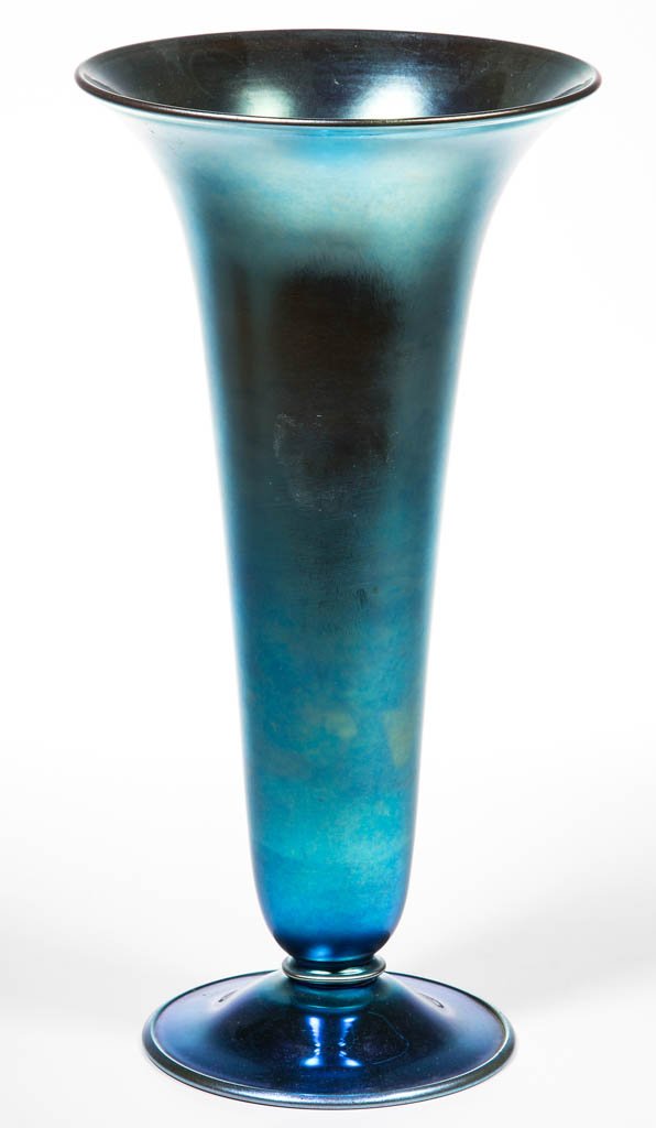 STEUBEN AURENE TRUMPET VASE (1 of 1)