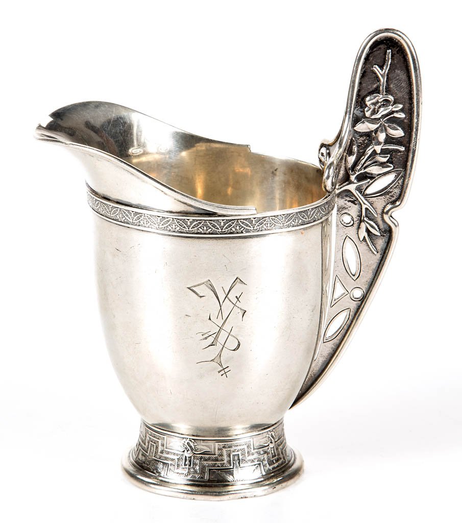 TIFFANY STERLING SILVER CREAMER (1 of 1)