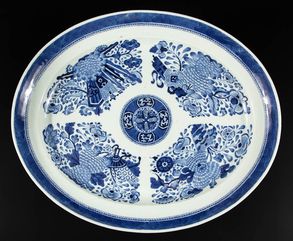 CHINESE EXPORT FITZHUGH PORCELAIN PLATTER (1 of 2)