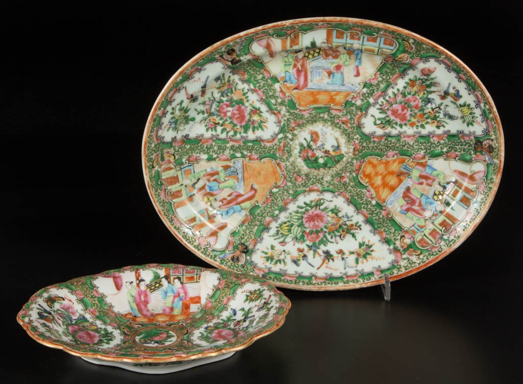 CHINESE ROSE MEDALLION PORCELAIN PLATTERS, LOT OF TWO (1 of 1)