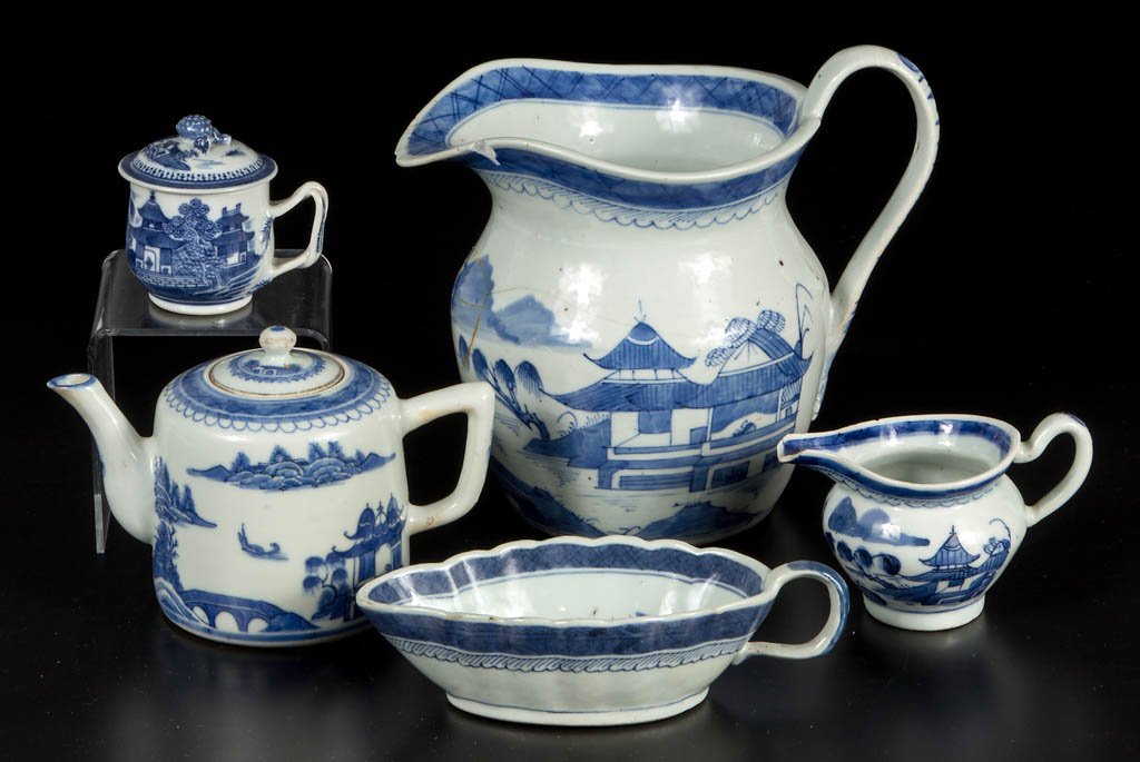 CHINESE EXPORT BLUE AND WHITE CANTON / NANKING (1 of 2)