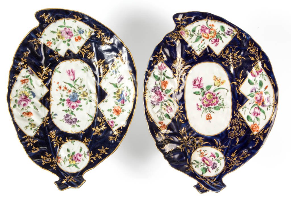 WORCESTER PORCELAIN FOOTED LEAF DISHES, NEAR PAIR (1 of 2)
