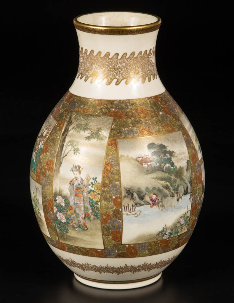 JAPANESE SATSUMA CERAMIC VASE (1 of 9)