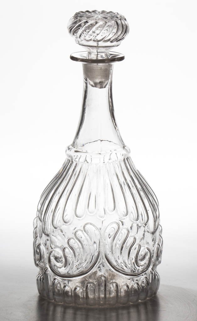 BLOWN-MOLDED GV-8 QUART DECANTER (1 of 1)