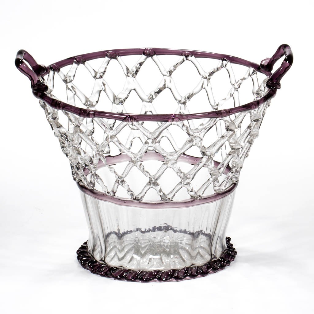 LIEGE A TRAFORATO OPENWORK AND PATTERN-MOLDED BASKET (1 of 1)