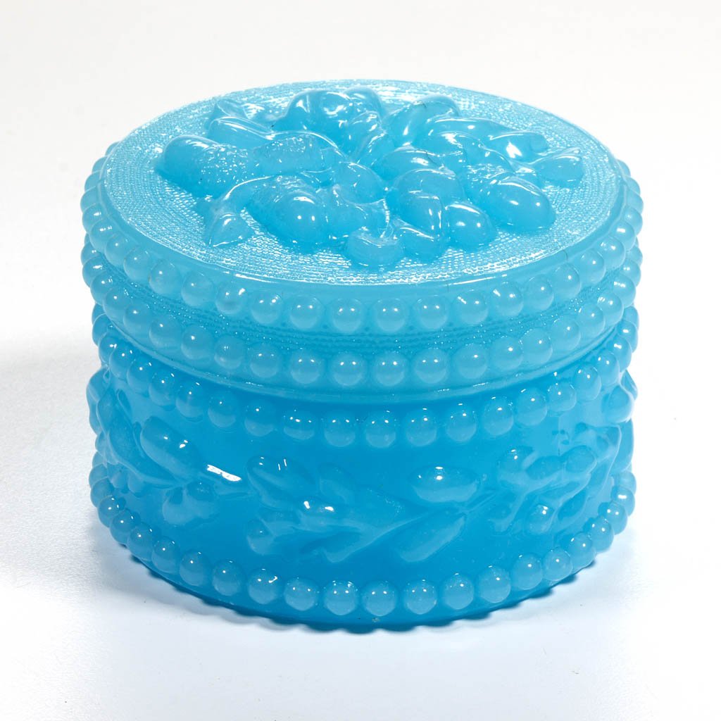 PRESSED ACORN WITH BEADING SOAP BOX (1 of 1)