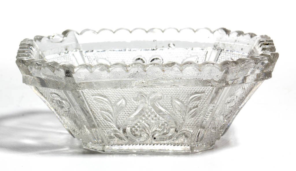 EE-6 OCTAGONAL EAGLE PRESSED OPEN SALT (1 of 1)