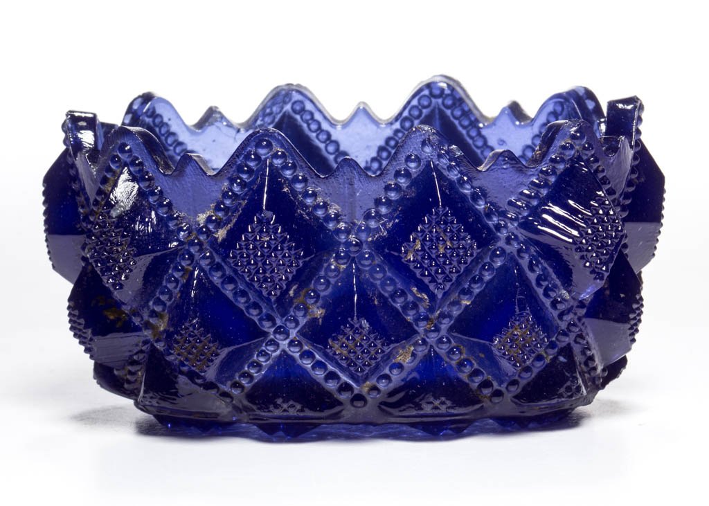 OL-15 BEADED STRAWBERRY DIAMOND OVAL PRESSED OPEN SALT (1 of 1)