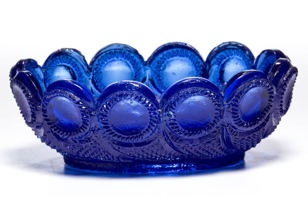 PO-4 PEACOCK EYE OVAL PRESSED OPEN SALT (1 of 1)