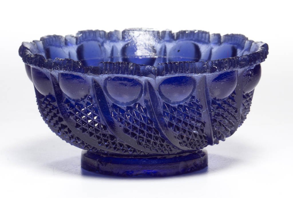 PR-1D PEACOCK EYE OVAL PRESSED OPEN SALT (1 of 1)