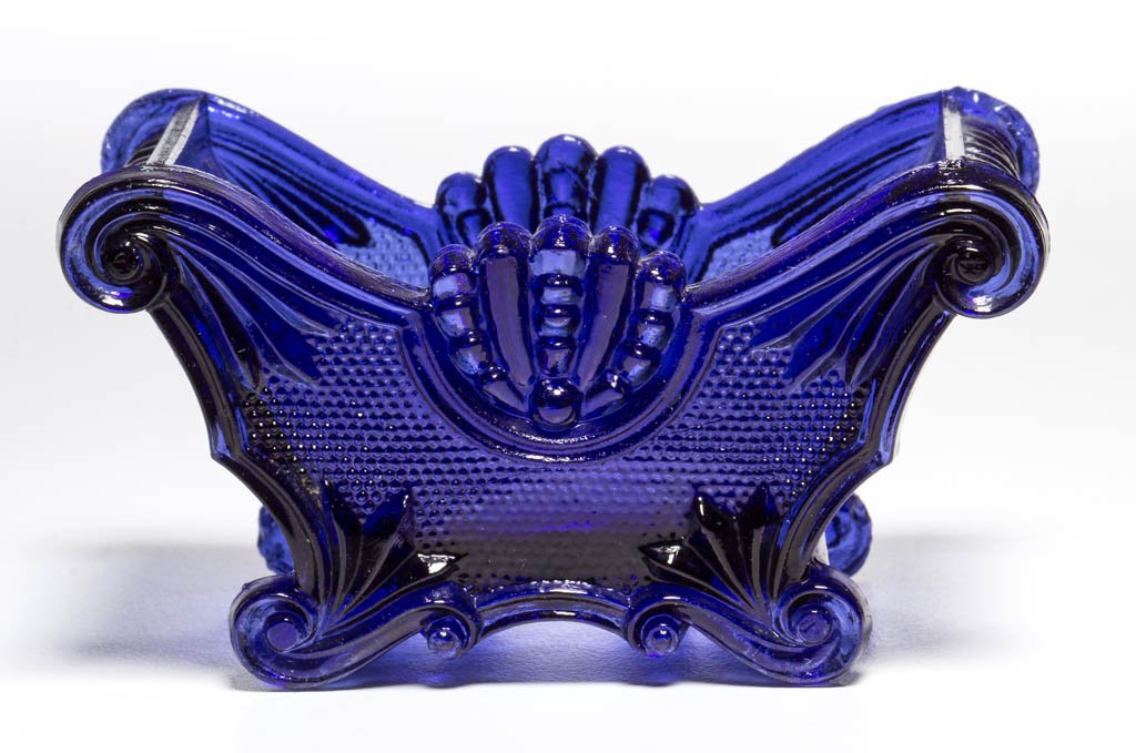 SL-14 SHELL AND HAIRPIN PRESSED OPEN SALT (1 of 1)