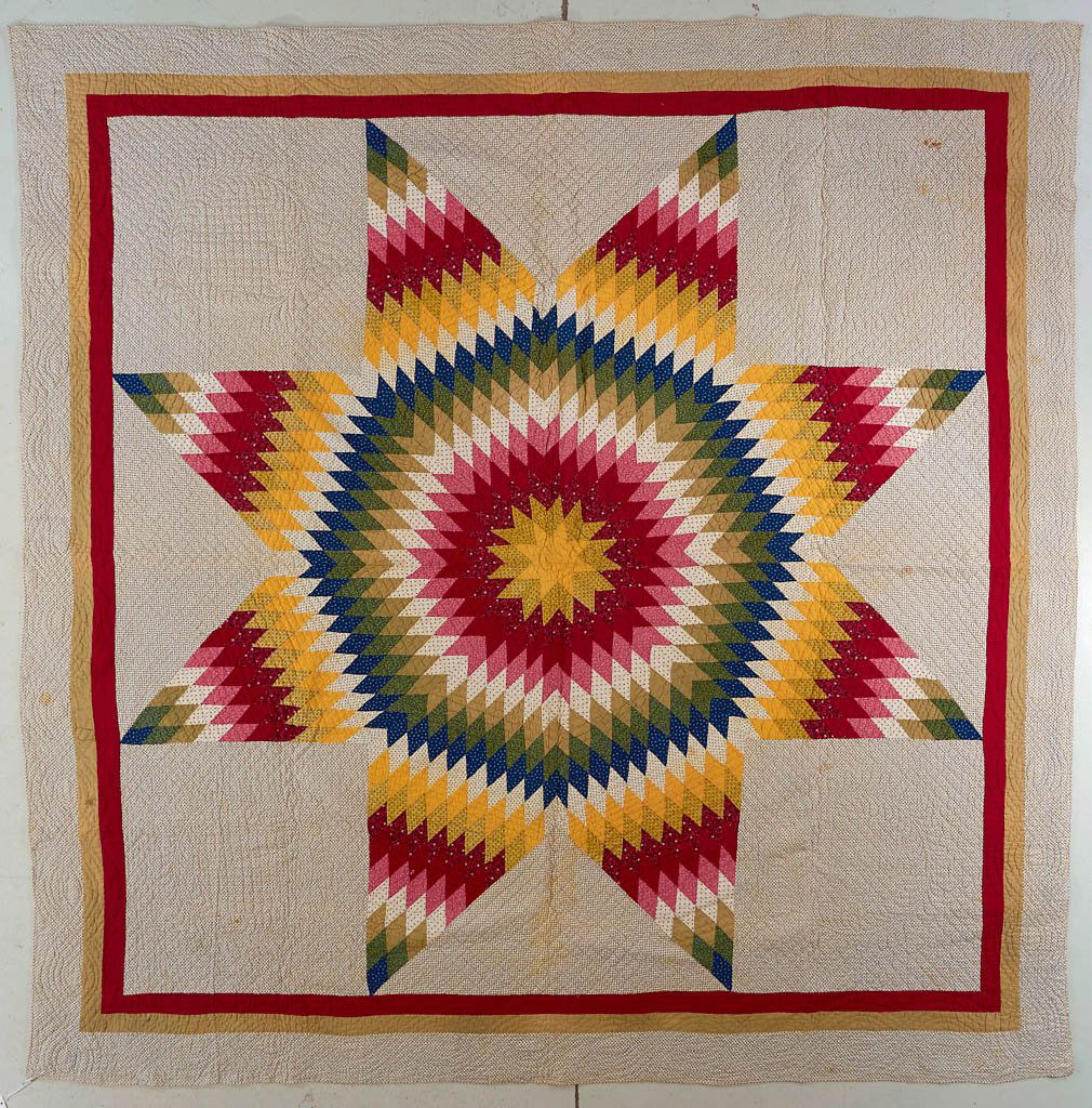 AMERICAN "LONE STAR" PIECED QUILT (1 of 6)