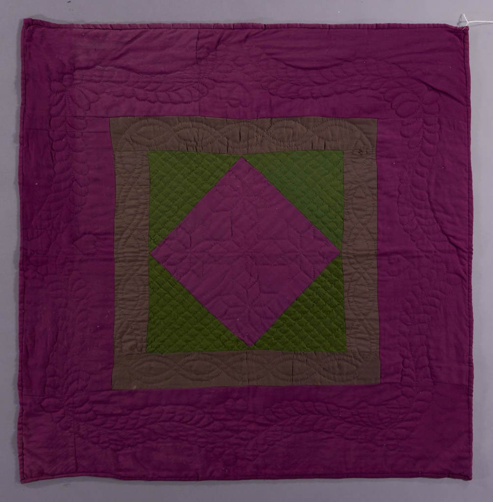 PENNSYLVANIA AMISH CRIB QUILT (1 of 3)