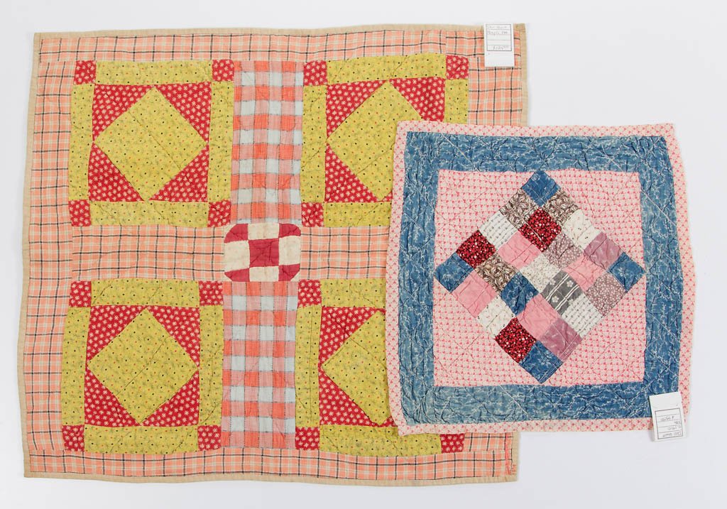 PENNSYLVANIA PIECED DOLL QUILTS, LOT OF TWO (1 of 3)