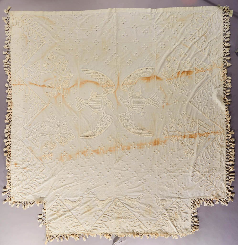 AMERICAN COTTON CANDLEWICK EMBROIDERY COUNTERPANE (1 of 4)