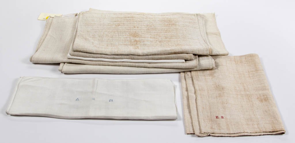 AMERICAN HOMESPUN LINEN TOWELS, LOT OF EIGHT (1 of 1)