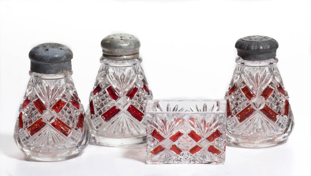 CHAMPION (OMN) - RUBY-STAINED CONDIMENT ARTICLES, LOT (1 of 1)