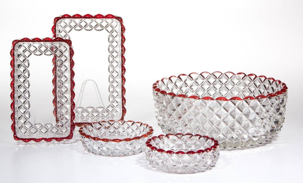 FOSTORIA'S LORRAINE / FLAT DIAMOND BOX - RUBY-STAINED (1 of 1)